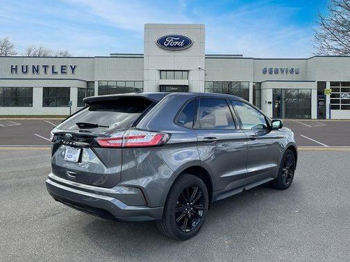 2022 Ford Edge ST Line