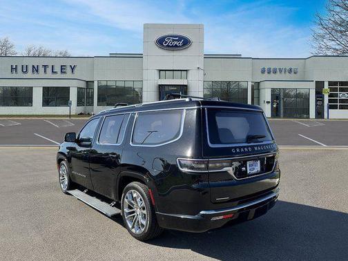 2022 Jeep Grand Wagoneer Series II 4x4