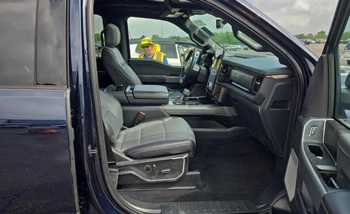 2023 Ford F-150 Lightning LARIAT