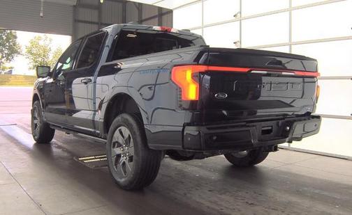 2023 Ford F-150 Lightning LARIAT