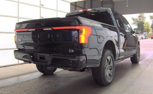 2023 Ford F-150 Lightning LARIAT