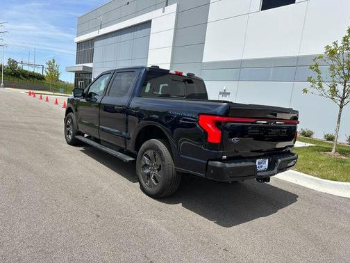 2023 Ford F-150 Lightning LARIAT
