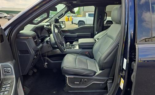 2023 Ford F-150 Lightning LARIAT