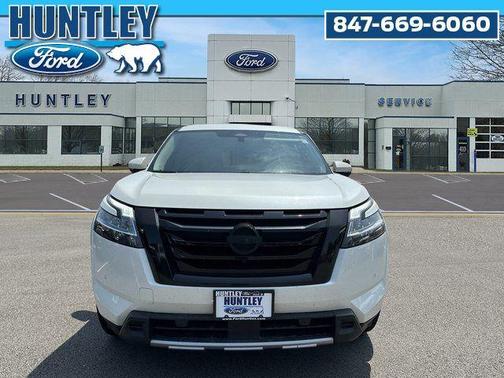 2023 Nissan Pathfinder Platinum 4WD