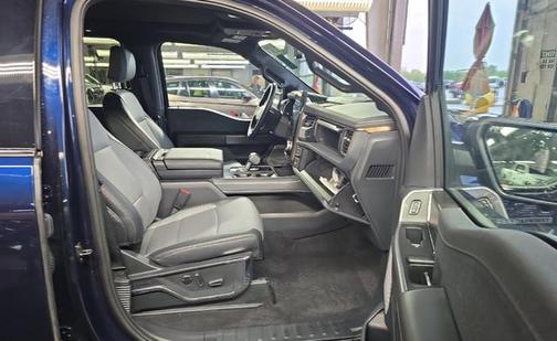2023 Ford F-150 Lightning LARIAT