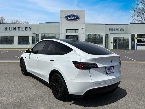 2023 Tesla Model Y Long Range Dual Motor All-Wheel Drive