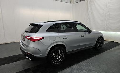 2025 Mercedes-Benz GLC 300 4MATIC
