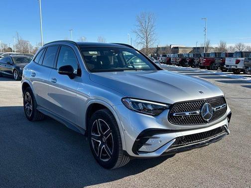 2025 Mercedes-Benz GLC 300 4MATIC