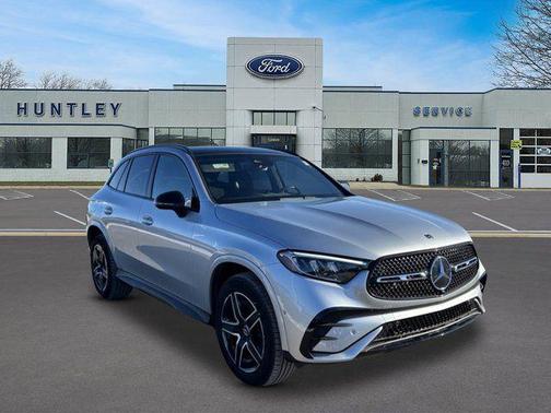 2025 Mercedes-Benz GLC 300 4MATIC