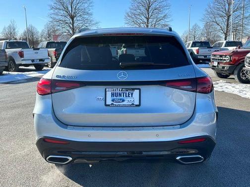 2025 Mercedes-Benz GLC 300 4MATIC