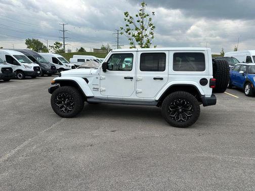 2020 Jeep Wrangler Unlimited Sahara