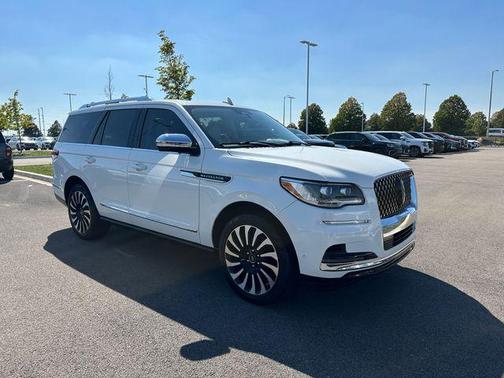 2022 Lincoln Navigator Black Label