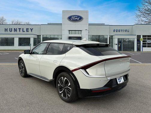 2023 Kia EV6 Wind