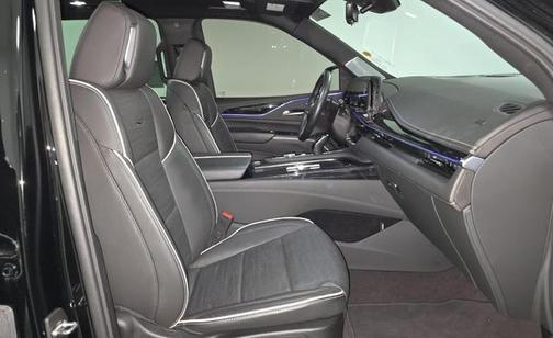 2023 Cadillac Escalade ESV Sport