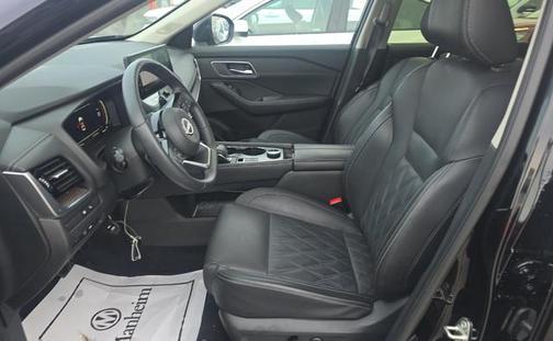 2024 Nissan Rogue Platinum