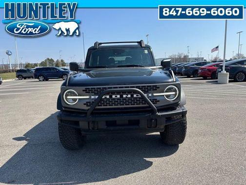 Shadow Black 2024 Ford Bronco Badlands