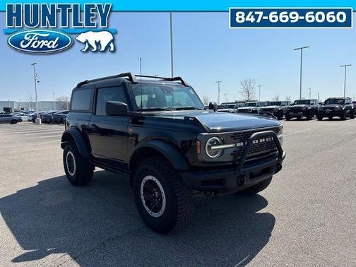 Shadow Black 2024 Ford Bronco Badlands