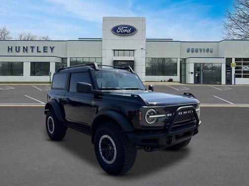Shadow Black 2024 Ford Bronco Badlands