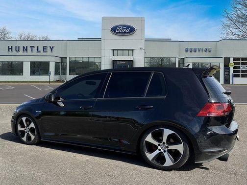 2017 Volkswagen Golf GTI 2.0T S 4-Door