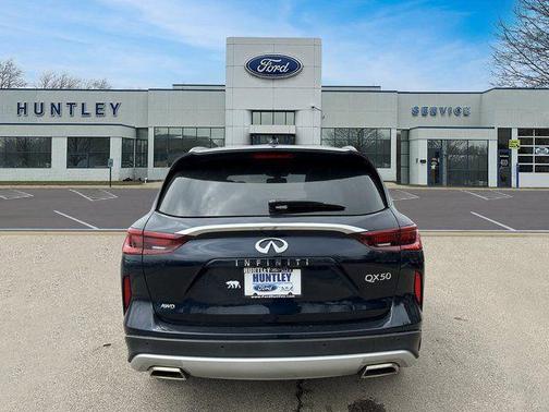2022 INFINITI QX50 LUXE AWD