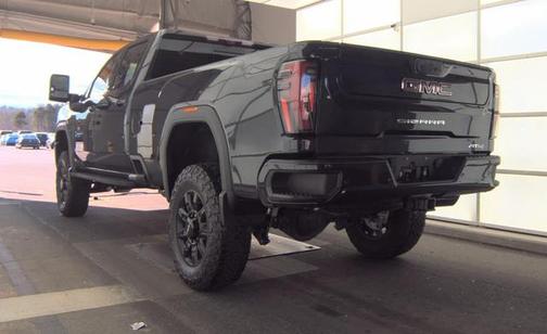 2024 GMC Sierra 2500 AT4