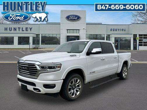 Ivory White Tri-Coat Pearlcoat 2024 RAM 1500 Longhorn