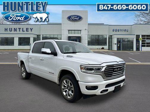 Ivory White Tri-Coat Pearlcoat 2024 RAM 1500 Longhorn
