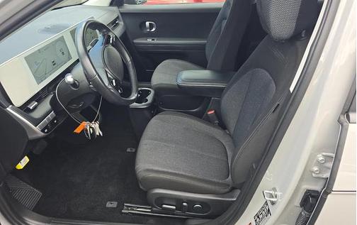 Cyber Gray 2023 Hyundai IONIQ 5 SE