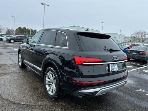 2025 Audi Q7 55 Premium Plus