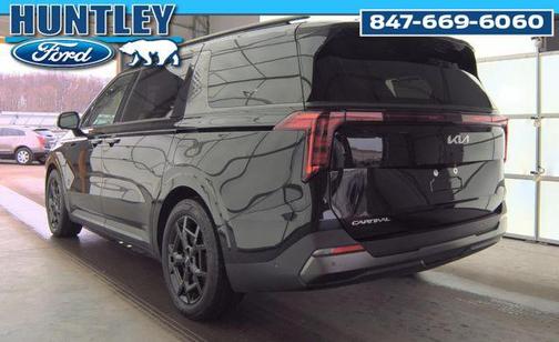 2025 Kia Carnival SX