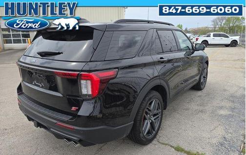Agate Black Metallic 2026 Ford Explorer ST
