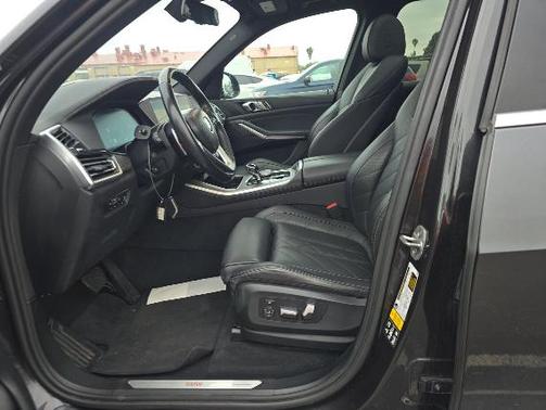 Dark Graphite 2023 BMW X5 xDrive40i