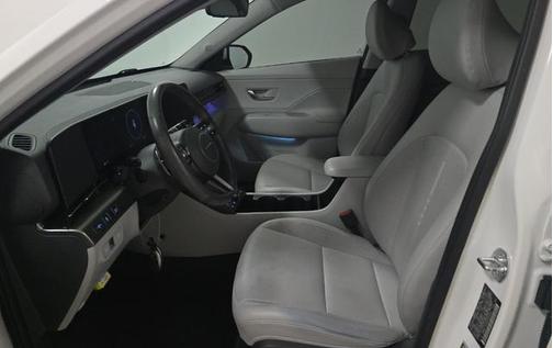 Atlas White 2024 Hyundai KONA Limited