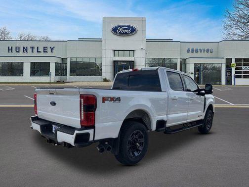 Star White Metallic Tri-Coat 2024 Ford F-250 Lariat