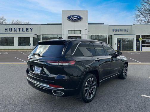 2022 Jeep Grand Cherokee 4xe Overland