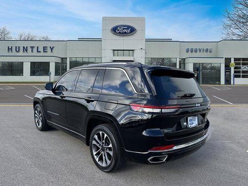 2022 Jeep Grand Cherokee 4xe Overland