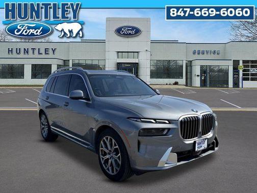 Gray Metallic 2023 BMW X7 xDrive40i