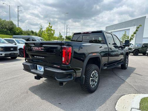 2022 GMC Sierra 2500 AT4