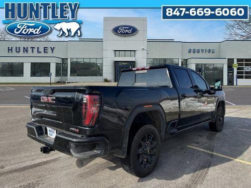 2024 GMC Sierra 2500 AT4