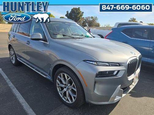 Gray Metallic 2024 BMW X7 xDrive40i