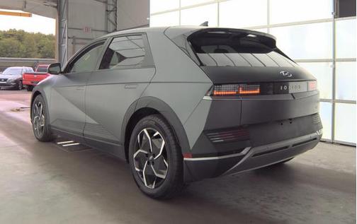 Shooting Star (Matte Gray) 2023 Hyundai IONIQ 5 SEL