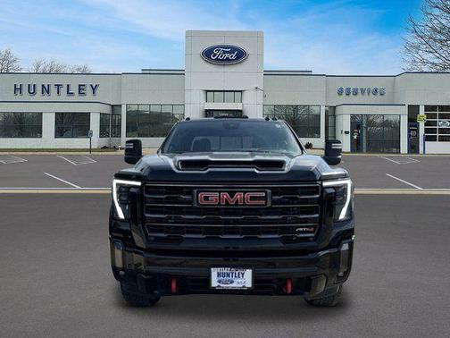 Onyx Black 2024 GMC Sierra 2500 AT4