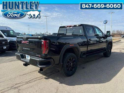 2024 GMC Sierra 2500 AT4