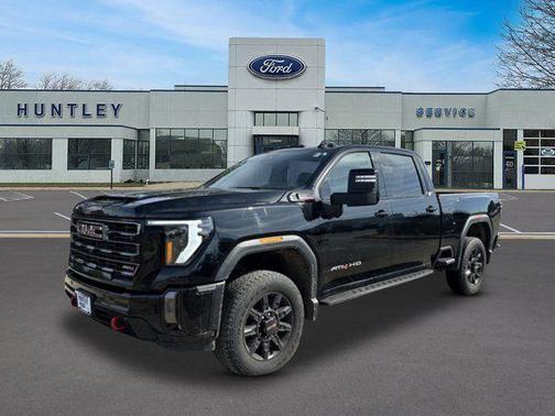 Onyx Black 2024 GMC Sierra 2500 AT4