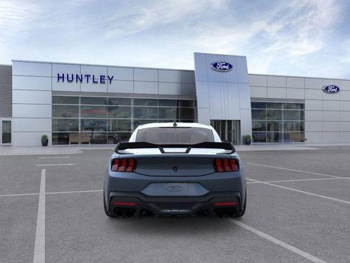 2025 Ford Mustang Dark Horse Fastback