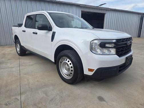 White 2022 Ford Maverick XL