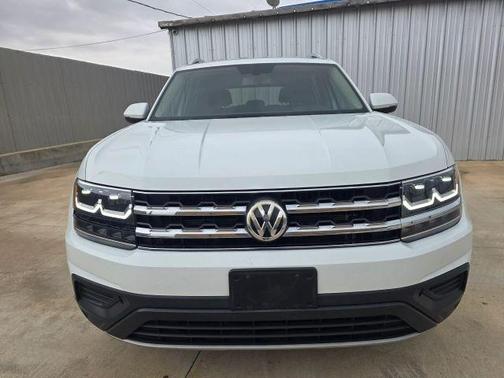 Pure White 2019 Volkswagen Atlas 2.0T S