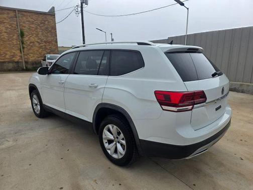 Pure White 2019 Volkswagen Atlas 2.0T S