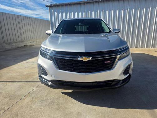 Silver 2022 Chevrolet Equinox 1LT