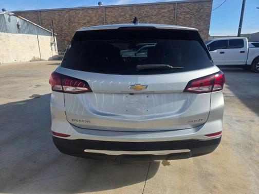 Silver 2022 Chevrolet Equinox 1LT